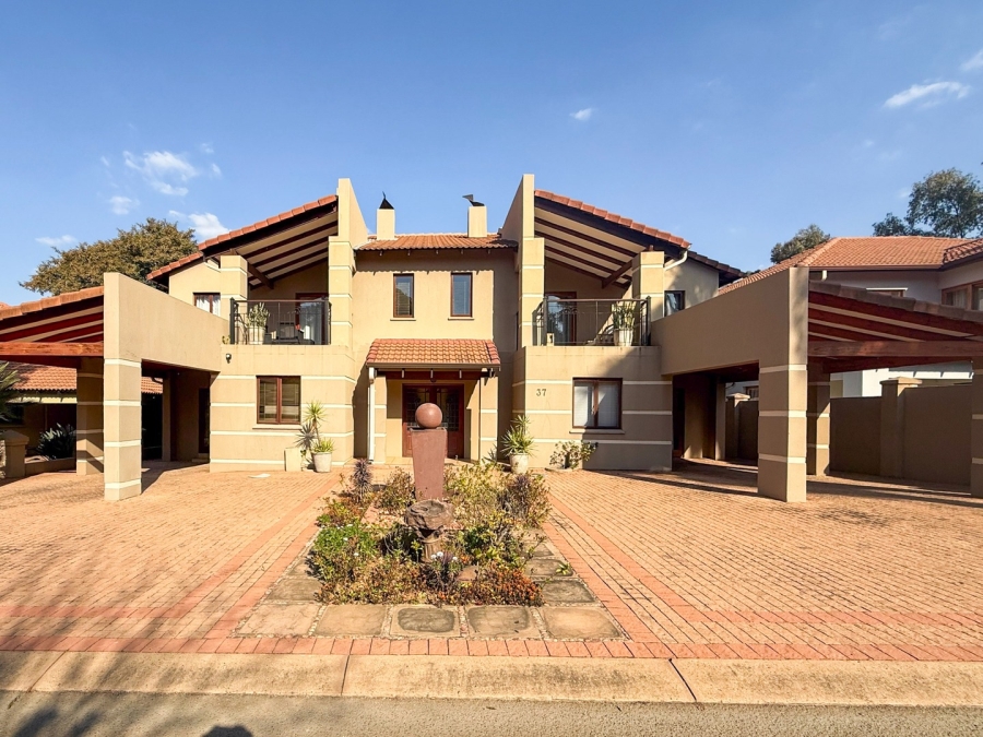 4 Bedroom Property for Sale in Eagles Landing North West
